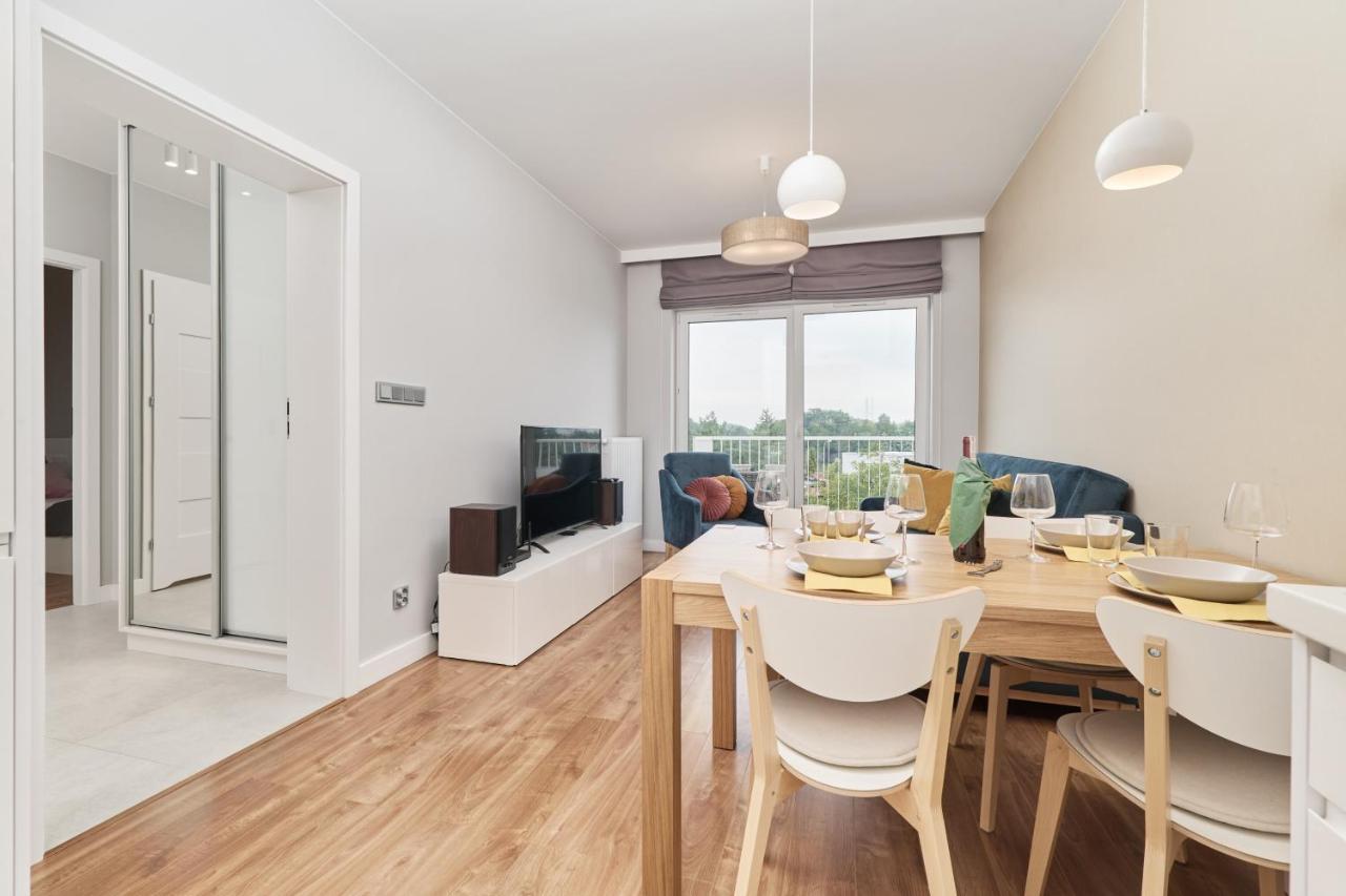 Futuria Apartment Maslicka With Free Garage Wroclaw By Renters Exterior foto